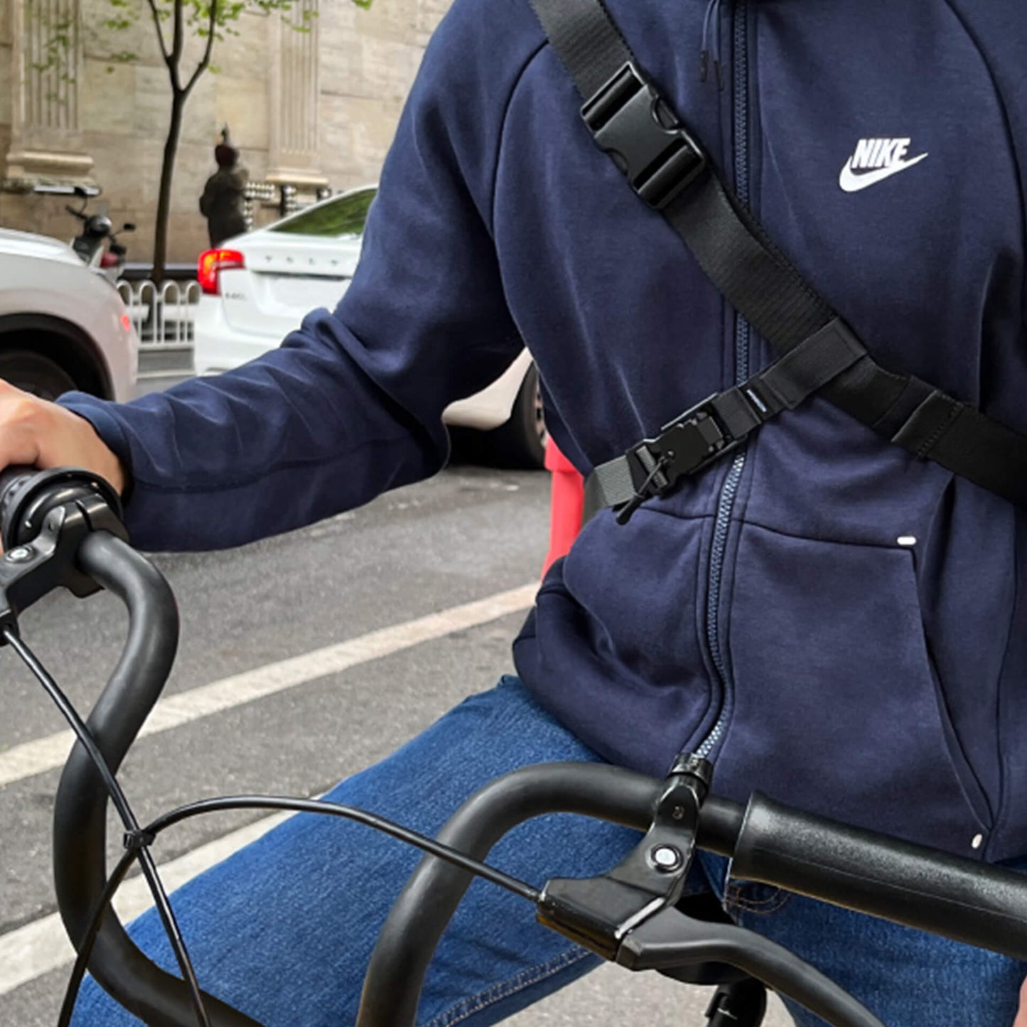 Quickatch | Quick-release Strap & Crossbody Stabilizer