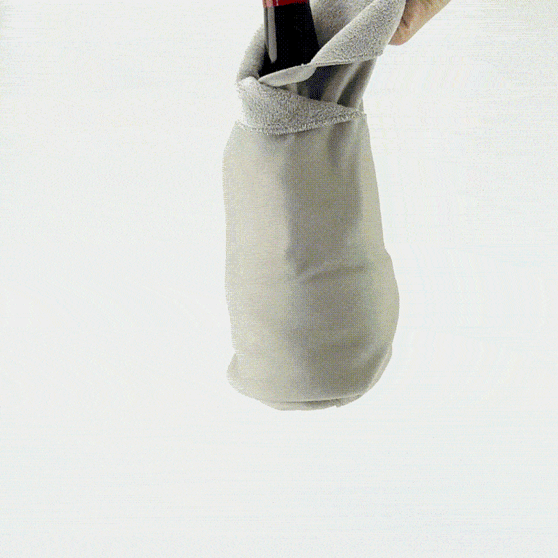 gif showing the weight geclo wrap holds of a bottle of wine