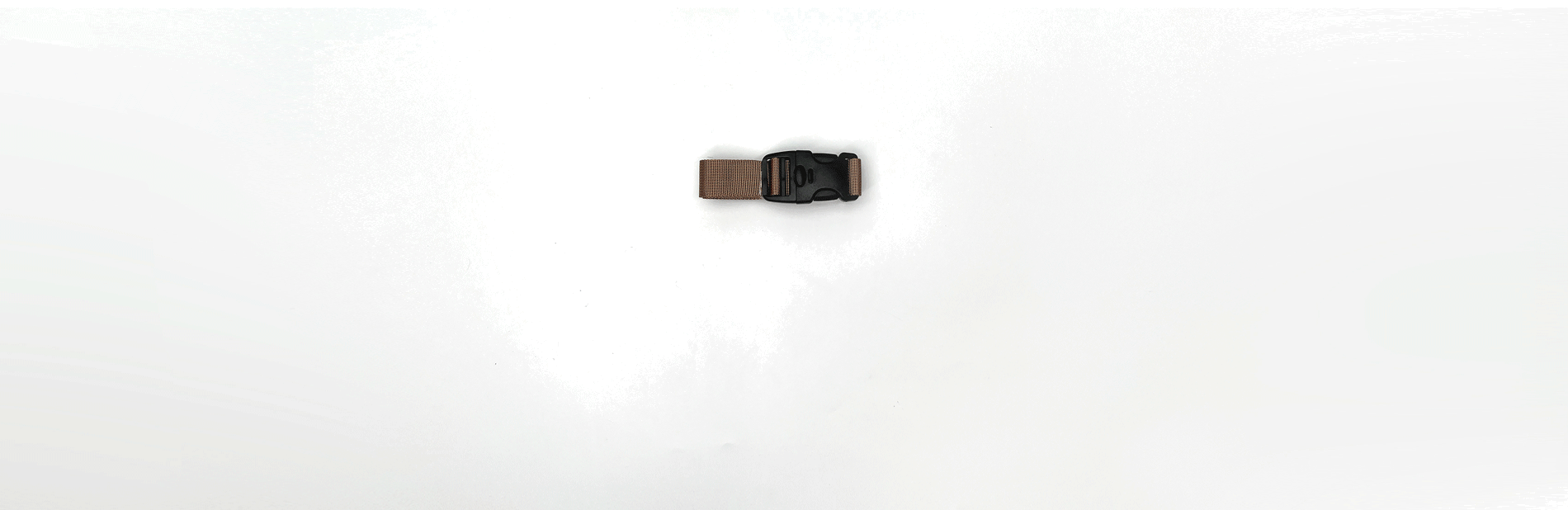 a playful gif showing the packpal claping